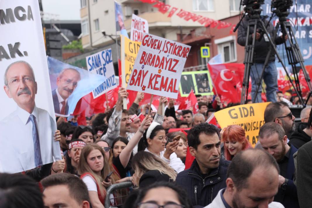 Fotoğraflarla Kılıçdaroğlu'nun Bursa mitingi: 'Sizi yok saydığınız kadınlar gönderecek' 1